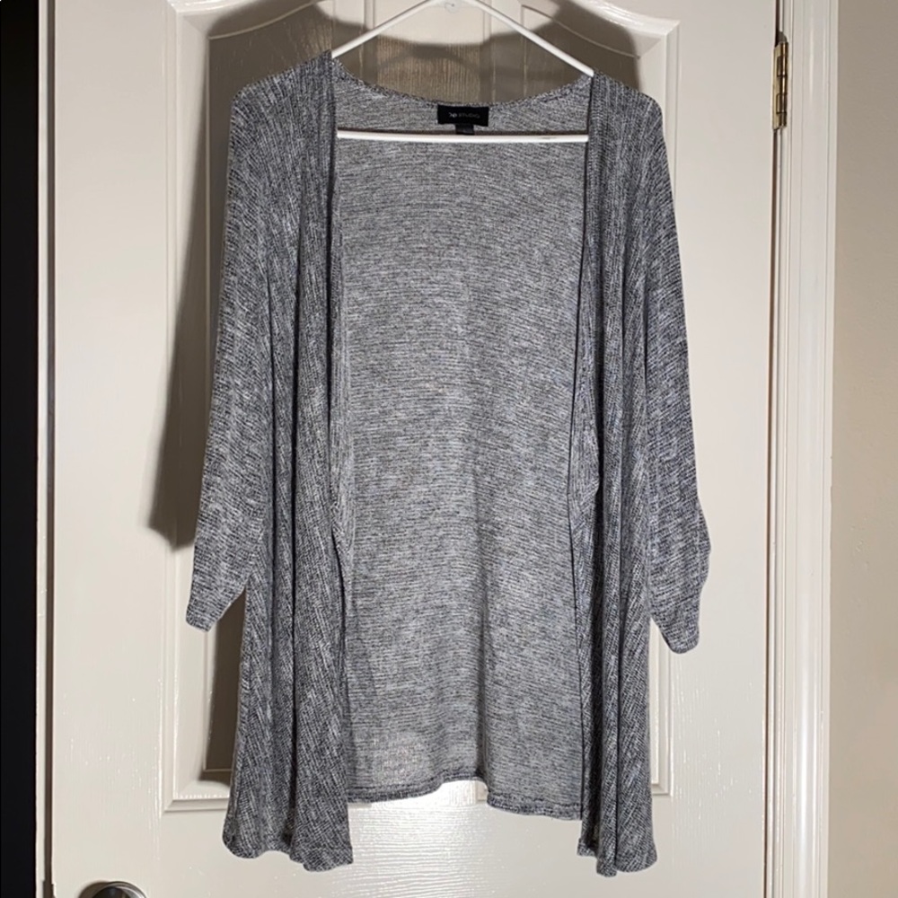 AB Studio BLA-NAT Black/Gray/White large sweater